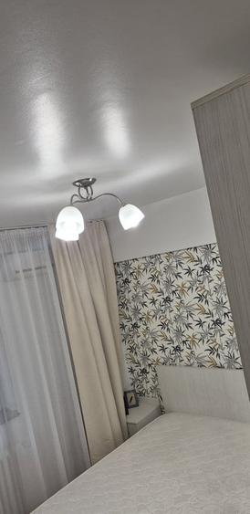 Apartament cu 3 camere decomandat, mobilat în Rahova