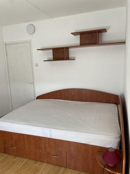 Apartament cu 3 camere decomandat în Giulești