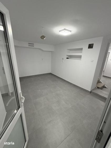 Spațiu comercial, de 82 mp, în 13 Septembrie