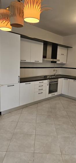 Casă cu 4 camere în Crâng