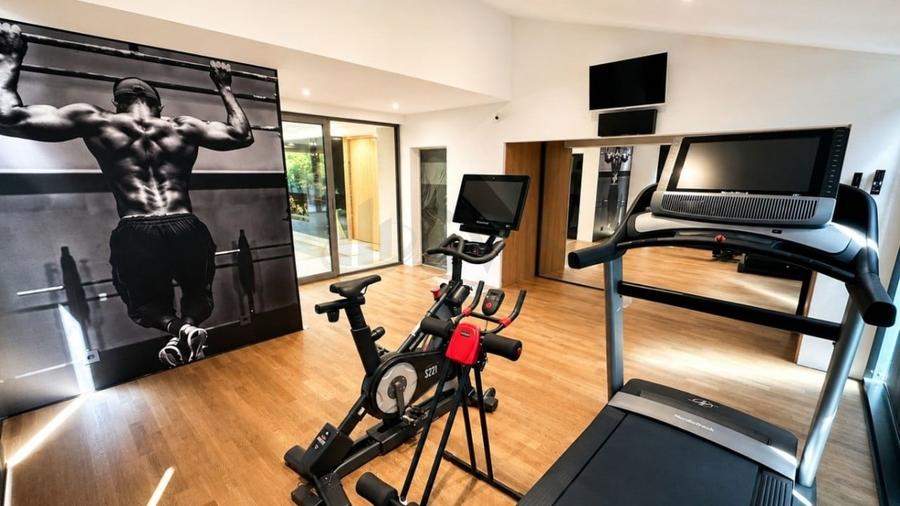 Casă individuală cu 6 camere cu Piscina în Floreasca