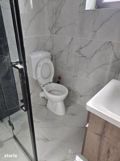 Casă cu 3 camere cu Teren 250 Mp în Central
