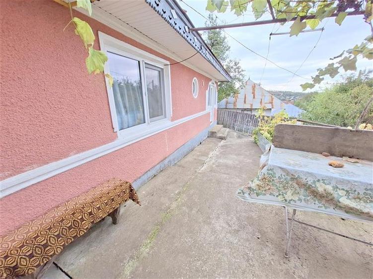 Casă cu 3 camere cu Teren 549 Mp în 9 Mai