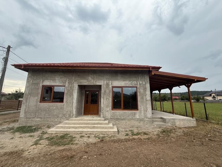 Casă individuală cu 3 camere cu Teren 580 Mp în Toculești