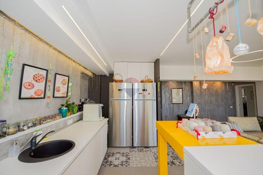 Apartament cu 4 camere decomandat, mobilat în Cotroceni