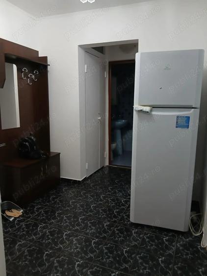 Apartament cu 2 camere decomandat în Galata