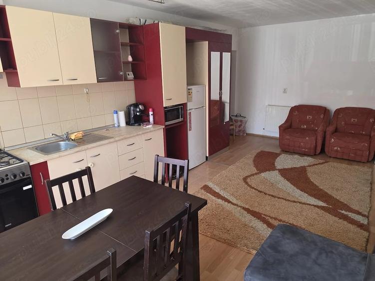 Apartament cu 2 camere semidecomandat în Central