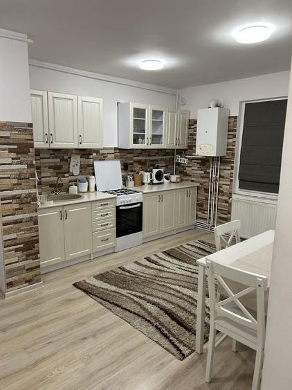 Apartament cu 2 camere decomandat în Tudor