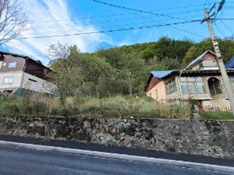 Teren Construcții intravilan de 3477 mp, în 1 Mai