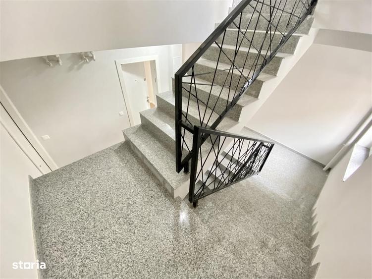 Apartament cu 3 camere în Cristian