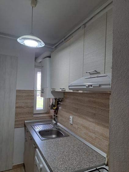 Apartament cu 2 camere semidecomandat în Cedonia
