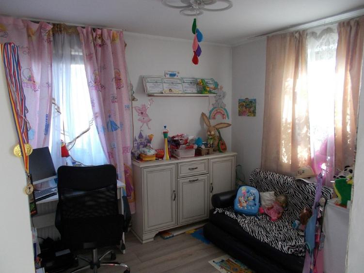 Casă individuală cu 5 camere cu Teren 503 Mp în Becicherecu Mic