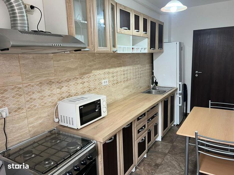 Apartament cu 2 camere decomandat, mobilat în Apărătorii Patriei