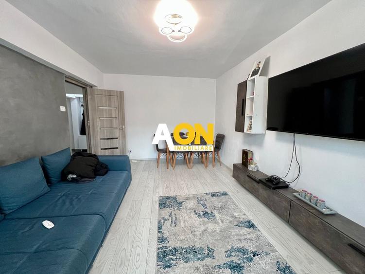 Apartament cu 3 camere decomandat, mobilat în Cetate