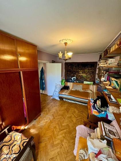 Apartament cu 2 camere semidecomandat în Podu Roș