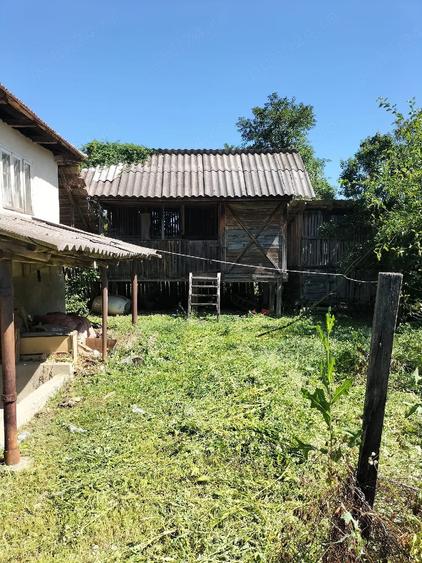 Casă cu 3 camere cu Teren 900 Mp în Gâlcești