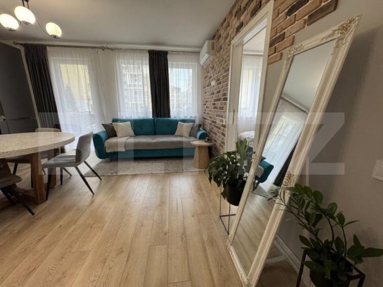 Apartament cu 2 camere semidecomandat, mobilat în Florești
