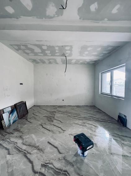 Duplex cu 4 camere cu Canalizare în Moșnița Nouă