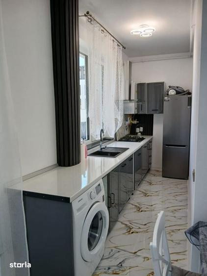 Apartament cu 2 camere semidecomandat în Florești
