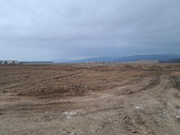 Teren Construcții intravilan de 1450 mp, în Tărlungeni