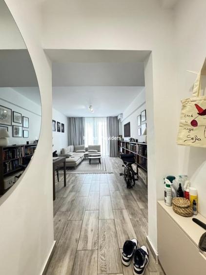 Apartament cu 2 camere, mobilat în Unirii