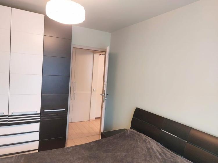 Apartament cu 4 camere decomandat, mobilat în Plopilor