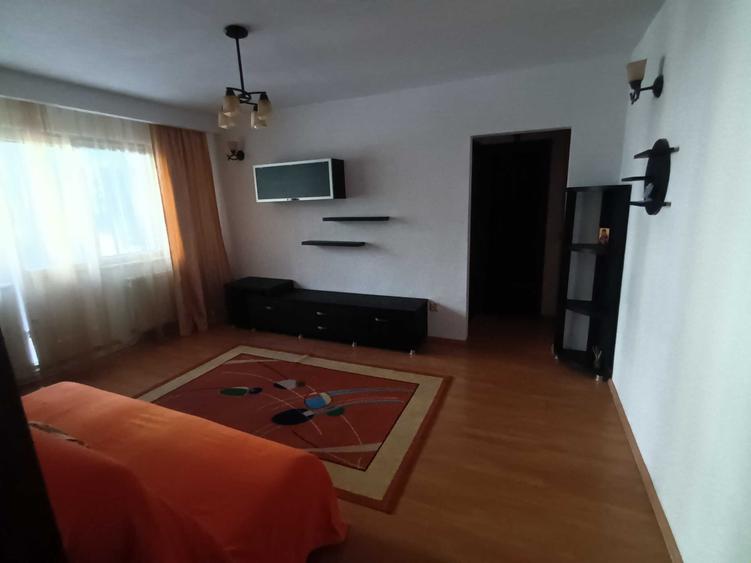 Apartament cu 2 camere semidecomandat în Păcurari