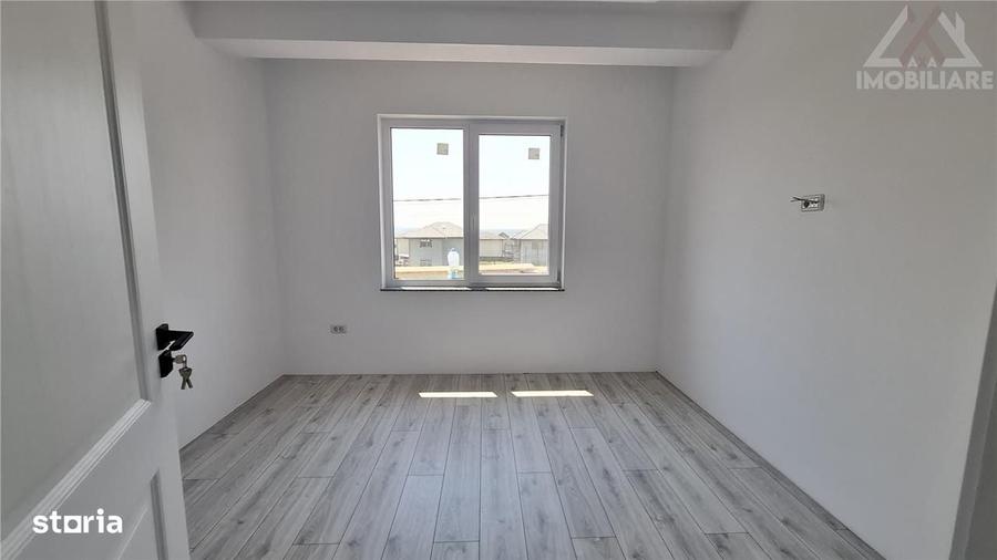 Casă cu 4 camere în Rediu