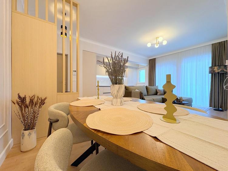 Apartament cu 3 camere decomandat, mobilat în Aradului