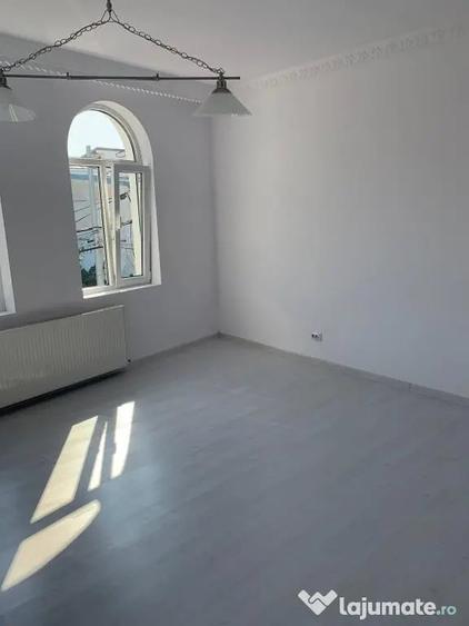 Casa cu destinatie comerciala 335 mp - 6