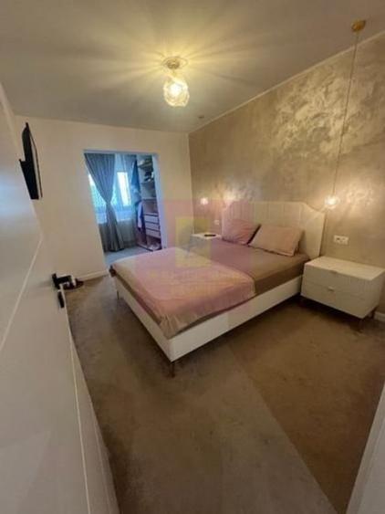 Apartament cu 4 camere decomandat în Morarilor
