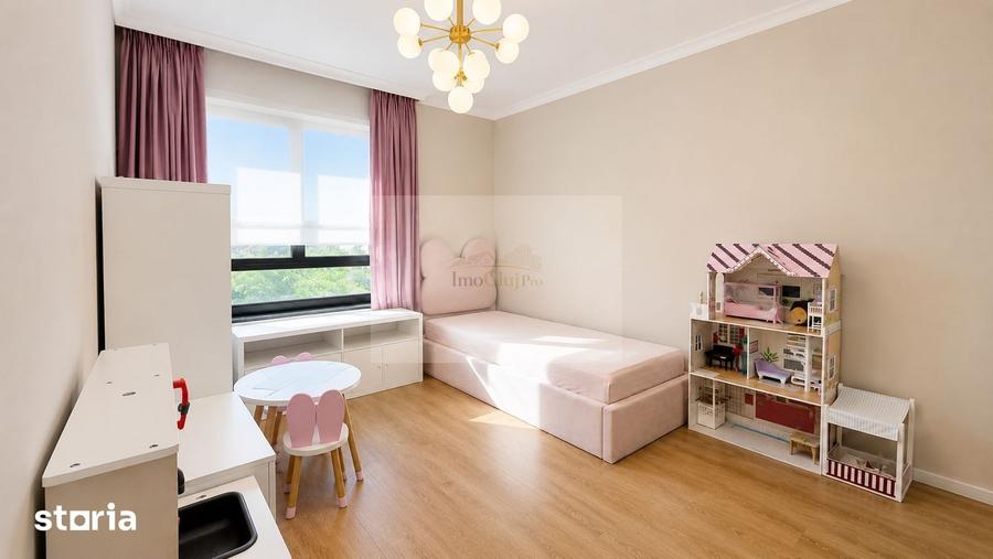 Apartament cu 3 camere în Dâmbul Rotund