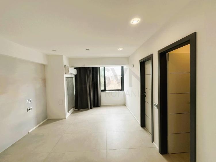 Apartament cu 4 camere decomandat în Unirii