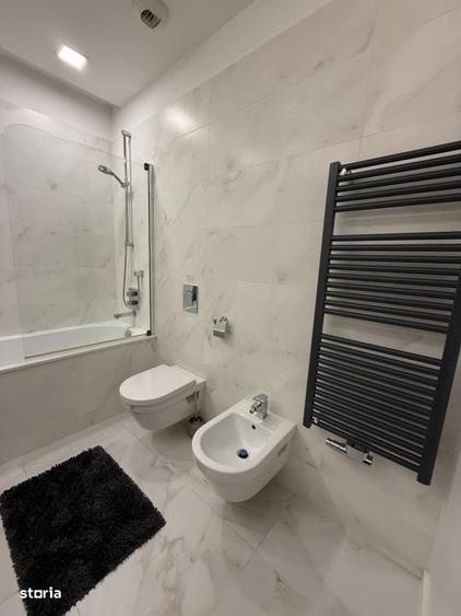 Apartament cu 3 camere semidecomandat, mobilat în Aviației