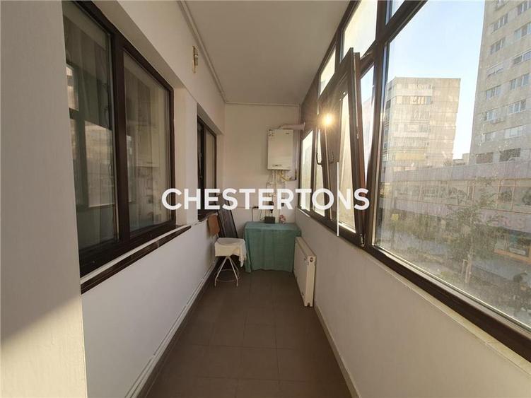 Apartament cu 2 camere decomandat în Central