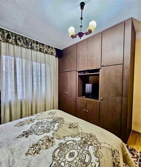 Apartament cu 3 camere decomandat, mobilat în Mircea cel Bătrân