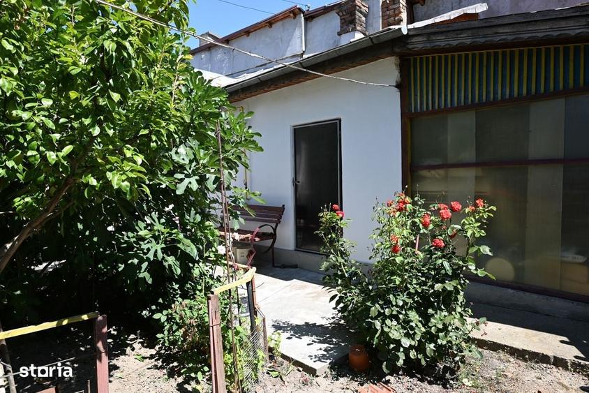 Casă cu 3 camere în Tăbăcari