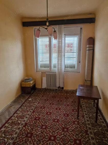 Teren de 1008 mp, în Pârneava
