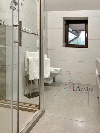 Apartament cu 3 camere decomandat în Poiana Brașov