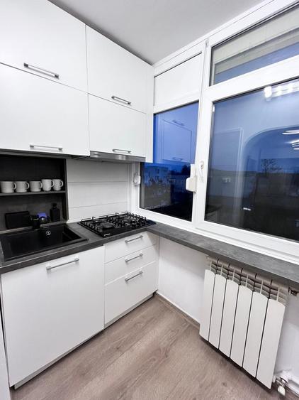 Apartament cu 3 camere în Sărari
