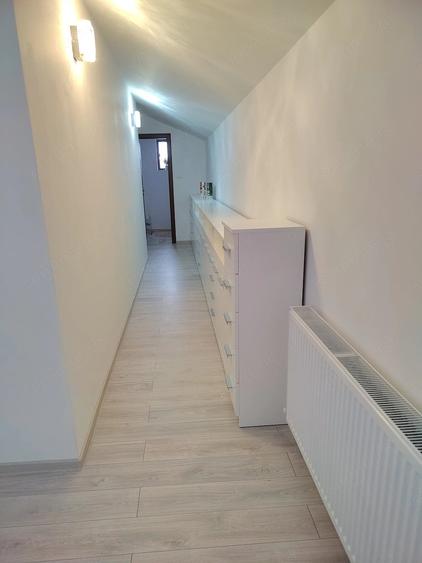 Casă cu 3 camere cu Teren 474 Mp în Central
