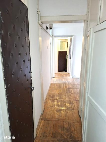 3 camere decomandat cu 2 bai , Unirii Sud , etaj 3 din 4 , Unirii Sud - 4