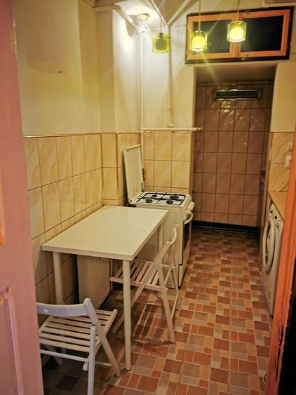 Garsonieră semidecomandată în P-ța Unirii