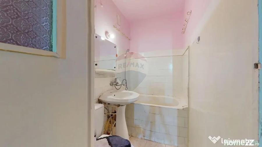Apartament cu 3 camere semidecomandat în Electroprecizia