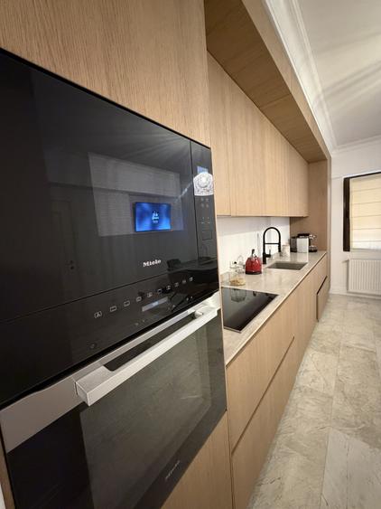 Apartament cu 3 camere decomandat, mobilat în Grozăvești