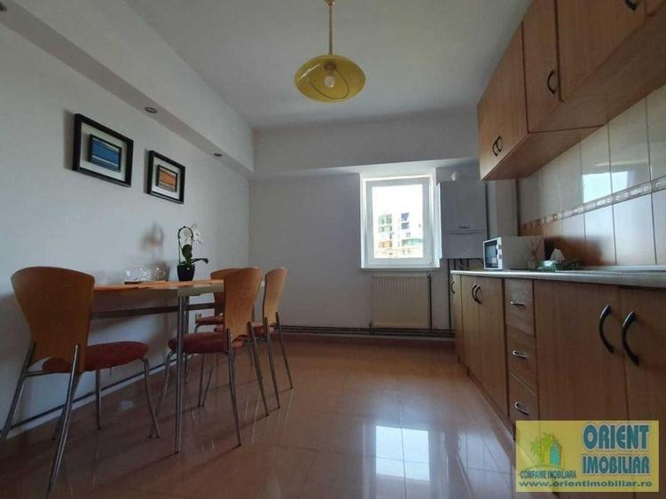 Faleza Nord, de inchiriat 2 camere, mobilat, gaze, termen lung - 2