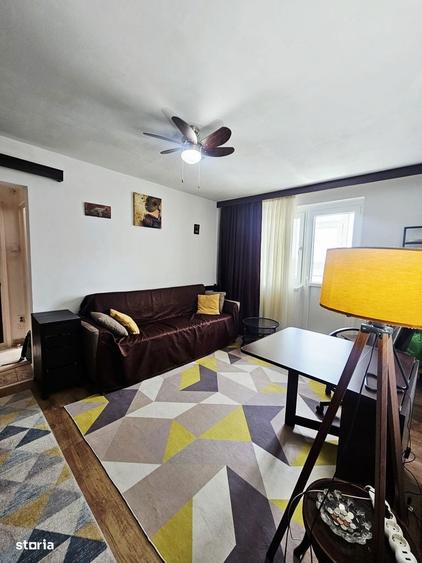 Apartament cu 3 camere în Berceni