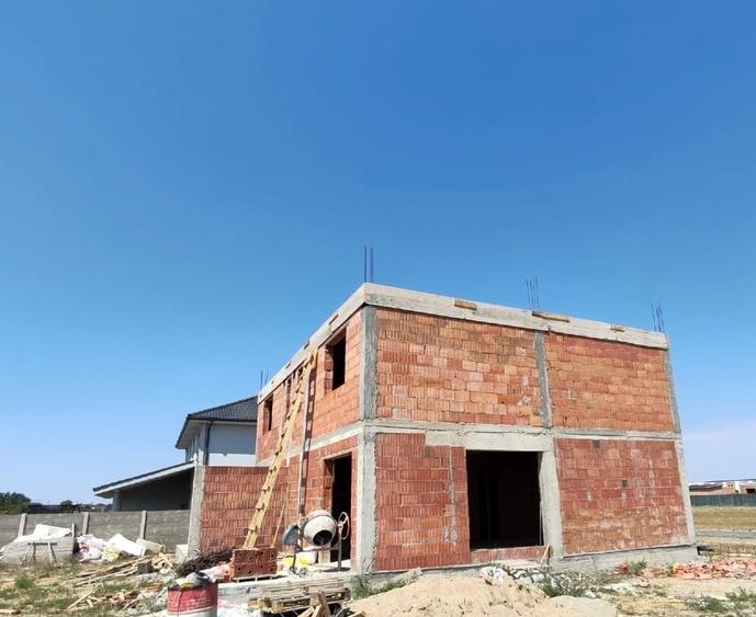 Duplex cu 3 camere cu Garaj în Giroc