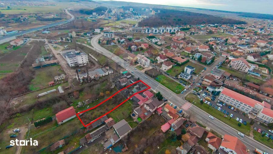 Casă cu 5 camere cu Teren 1054 Mp în Sânmartin