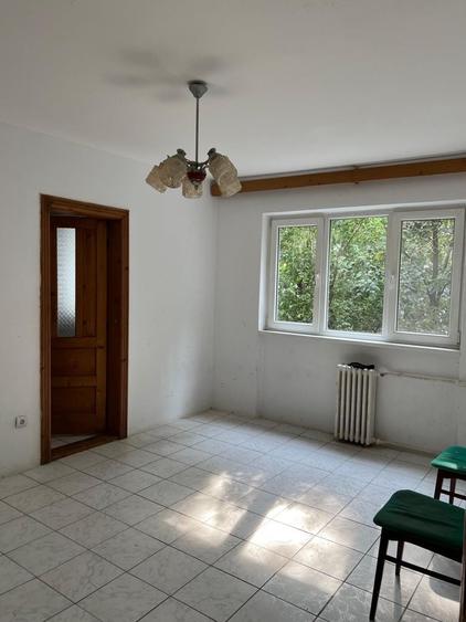 Vand sau inchiriez apartament 2 camere, Nufarul - 4